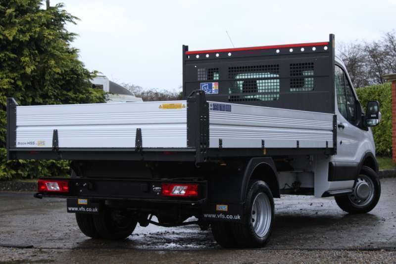 This is the Transit 1-Way Tipper vehicle.